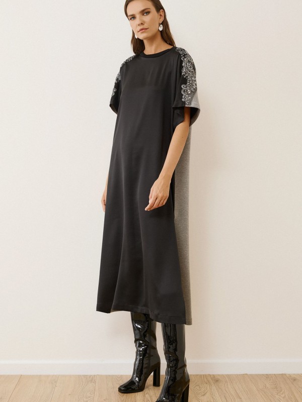 Midi Φόρεμα Colorblock με Κεντητές Λεπτομέρειες