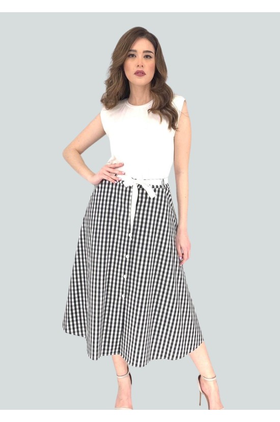 Skirt With Black and White Plaid