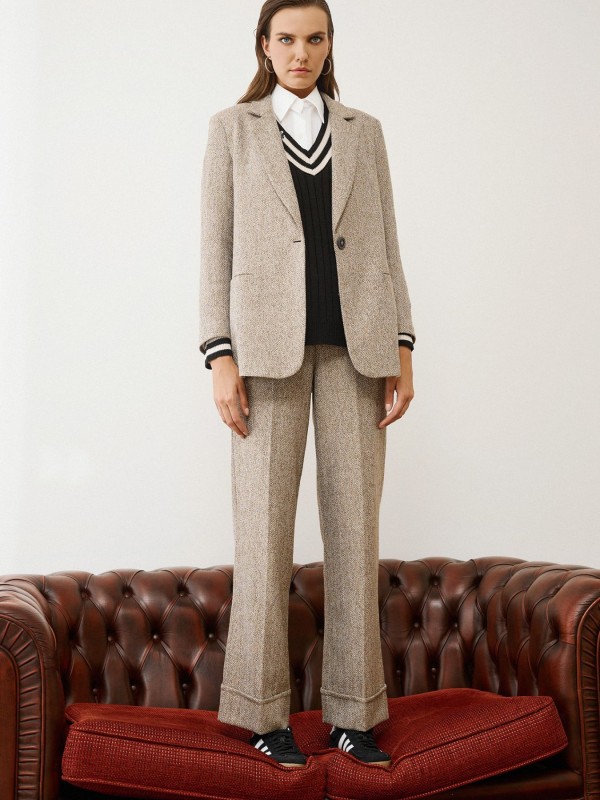 Σακάκι Ψαροκόκαλο με Κλασική Γραμμή