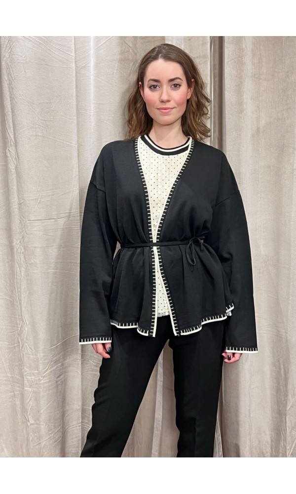 Ζακέτα Μαύρη Με Ραφές