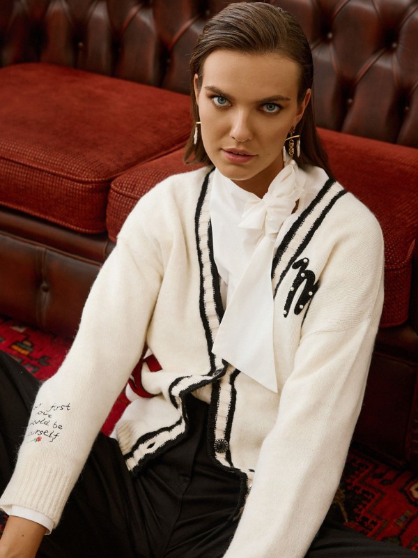 Λευκή Ζακέτα Με Κεντήματα