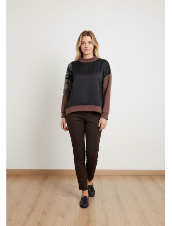 Μαύρη - Σοκολά Μπλούζα Με Κέντημα στου Ώμους