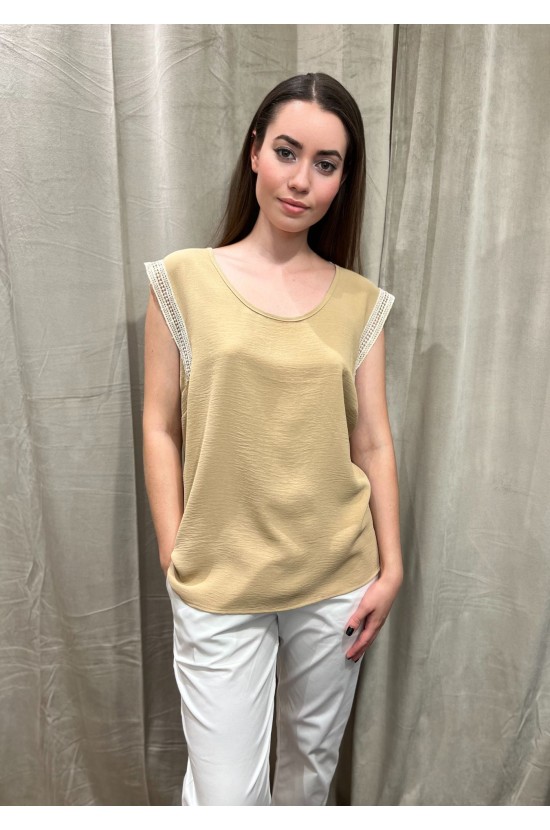 Sleeveless Blouse Beige