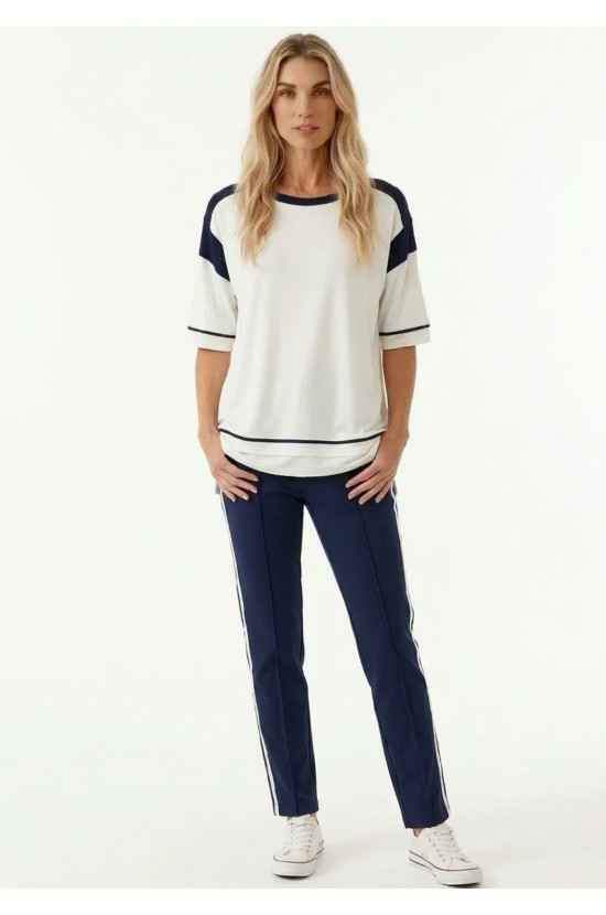 T-shirt with Navy Details