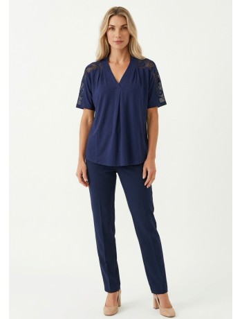 Μπλούζα Με V Και Δαντέλα