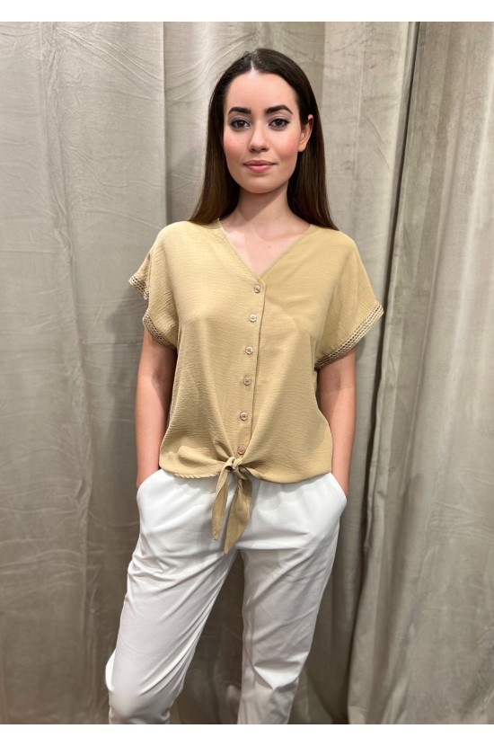 Blouse Beige With Design