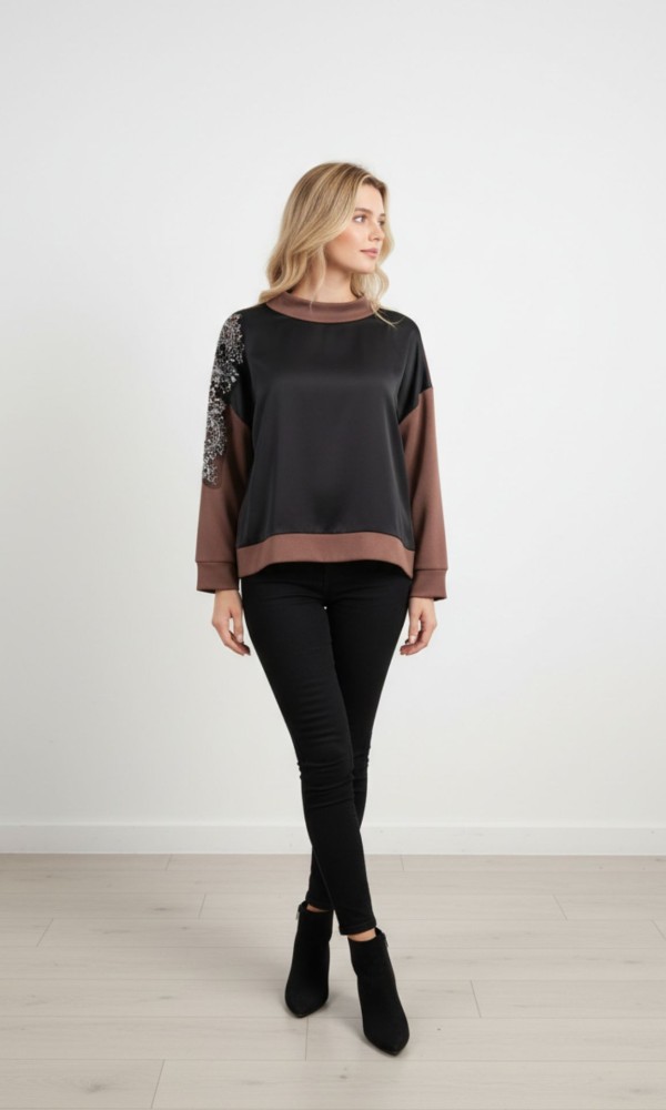 Black-Chocola Blouse With Embroidery on the Shoulders