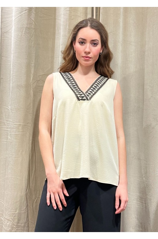 Sleeveless Blouse Ecru with V and embroidery