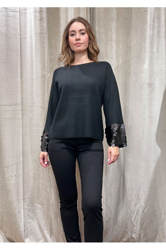 Black knitted blouse with sequins