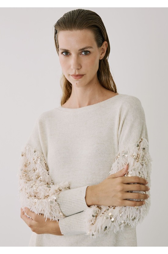 Ecru knitted blouse with sequins