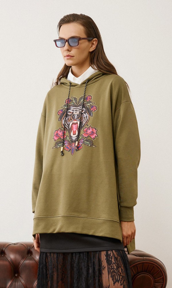 Oversized Sweatshirt with Embroidery Oversized Sweatshirt with Embroidery