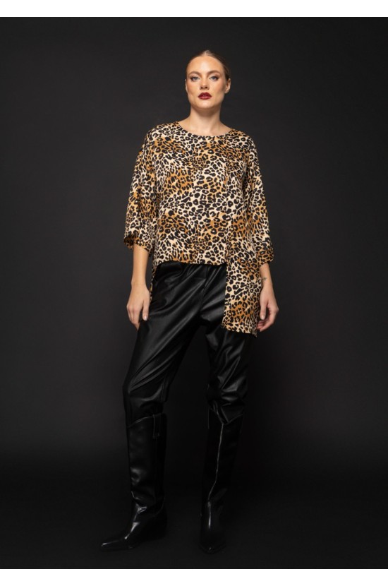 Leopard Μπλούζα με Ασύμμετρο Τελείωμα Leopard Μπλούζα με Ασύμμετρο Τελείωμα
