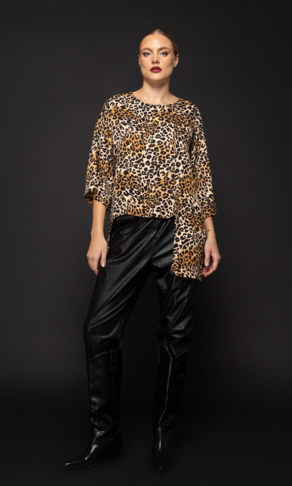 Leopard Μπλούζα με Ασύμμετρο Τελείωμα