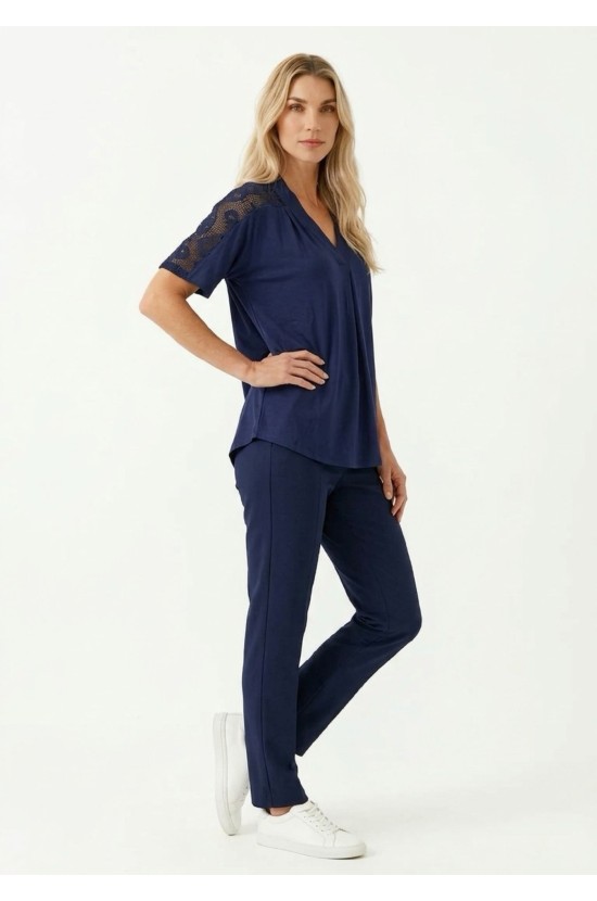 Μπλούζα Με V Και Δαντέλα Μπλούζα Με V Και Δαντέλα