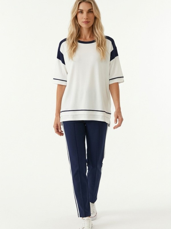 T-shirt with Navy Details