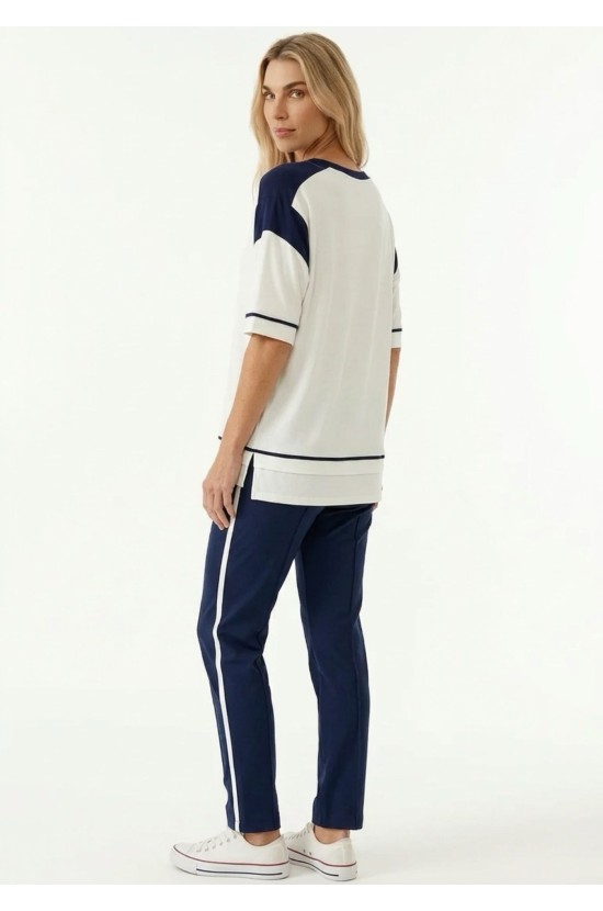 T-shirt with Navy Details