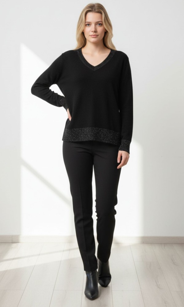 Μαύρη Πλεκτή Μπλούζα Με V Λαιμό & Λαμπερές Λεπτομέρειες Μαύρη Πλεκτή Μπλούζα Με V Λαιμό & Λαμπερές Λεπτομέρειες