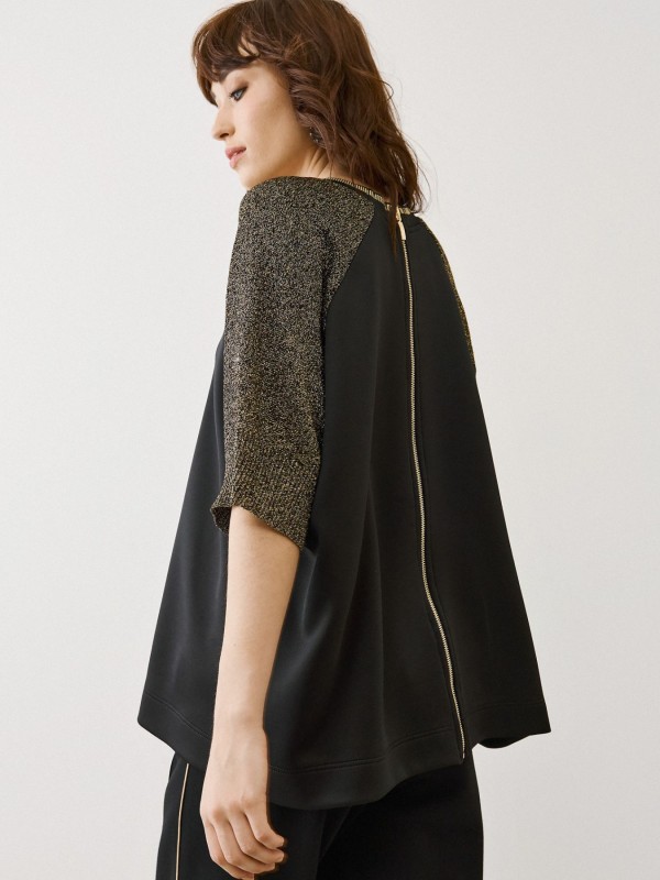 Blouse with Gold Details Blouse with Gold Details