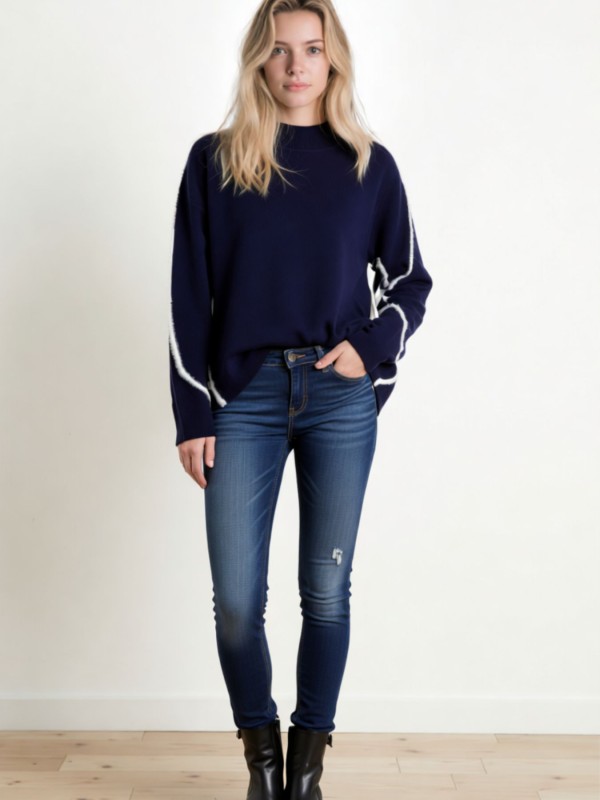 Πλεκτή Μπλούζα Μπλε Navy με Λευκές Λεπτομέρειες