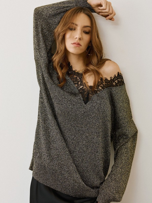 Χρυσή Lyrex Μπλούζα με Δαντελωτή V Λαιμόκοψη