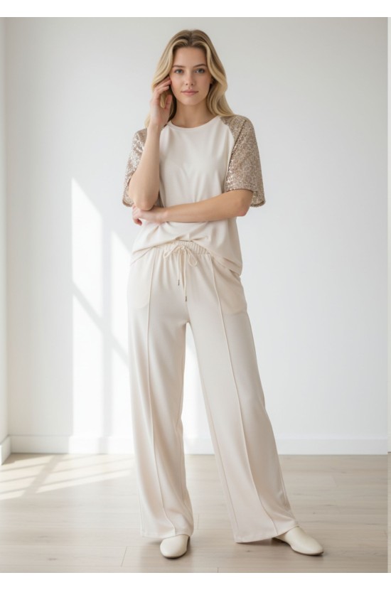 Σετ Τύπου Φόρμας Με Διακριτική Λάμψη