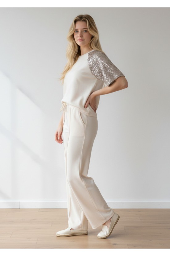 Σετ Τύπου Φόρμας Με Διακριτική Λάμψη