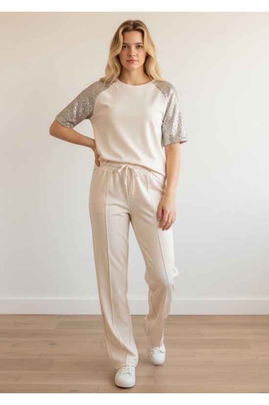 Σετ Τύπου Φόρμας Με Διακριτική Λάμψη