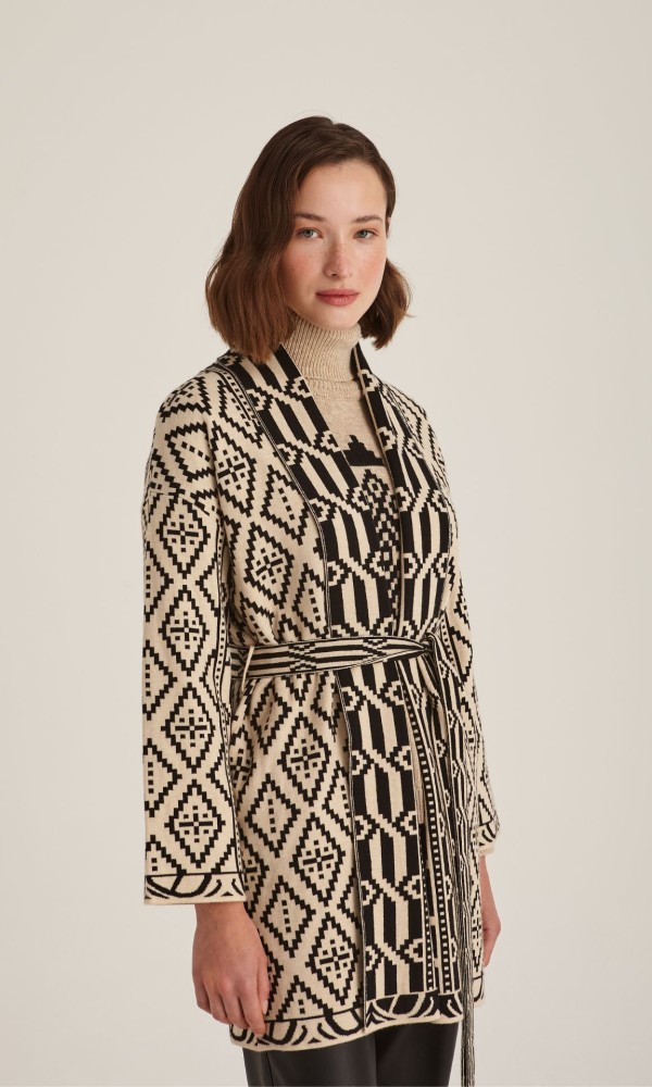 Cardigan Knitted Black-Beige Cardigan Knitted Black-Beige
