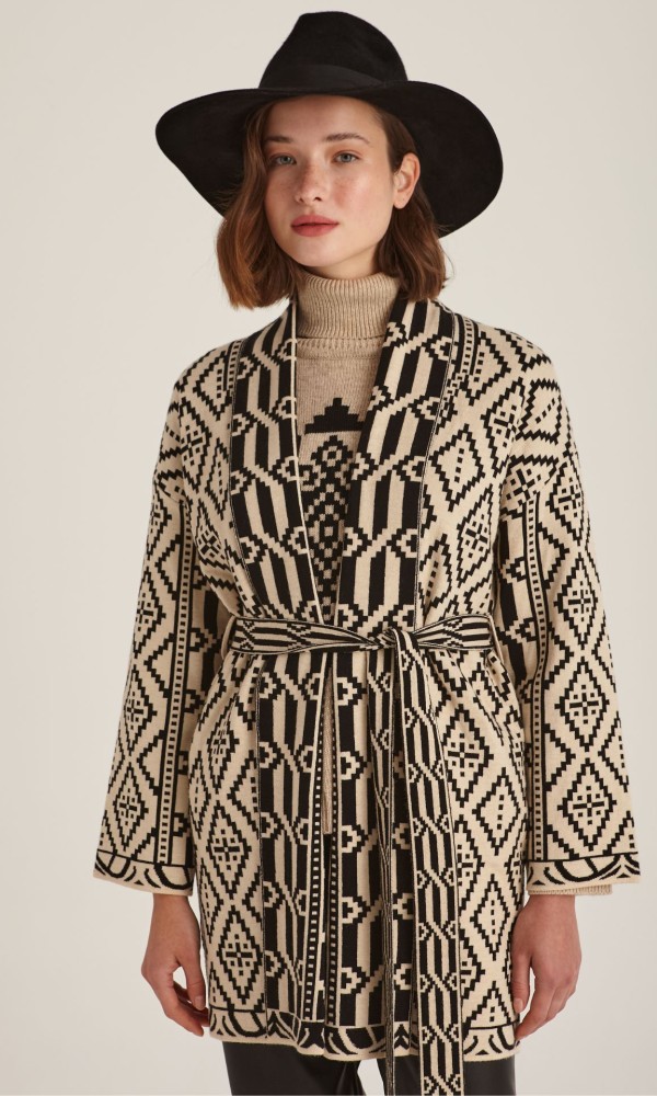 Cardigan Knitted Black-Beige Cardigan Knitted Black-Beige